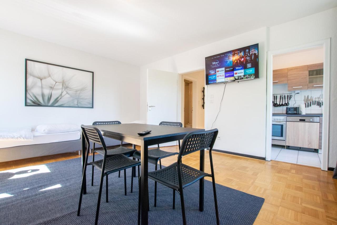 Raj Living - 1 , 3 And 4 Room Apartments - 20 Min Messe Dus & Airport Dus 메어부쉬 외부 사진