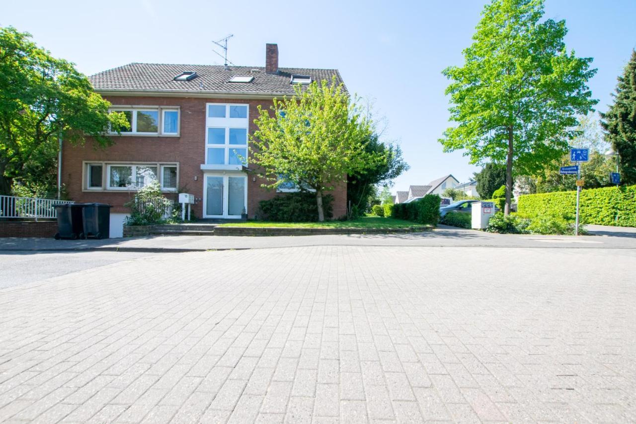 Raj Living - 1 , 3 And 4 Room Apartments - 20 Min Messe Dus & Airport Dus 메어부쉬 외부 사진