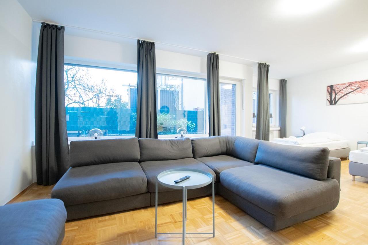 Raj Living - 1 , 3 And 4 Room Apartments - 20 Min Messe Dus & Airport Dus 메어부쉬 외부 사진