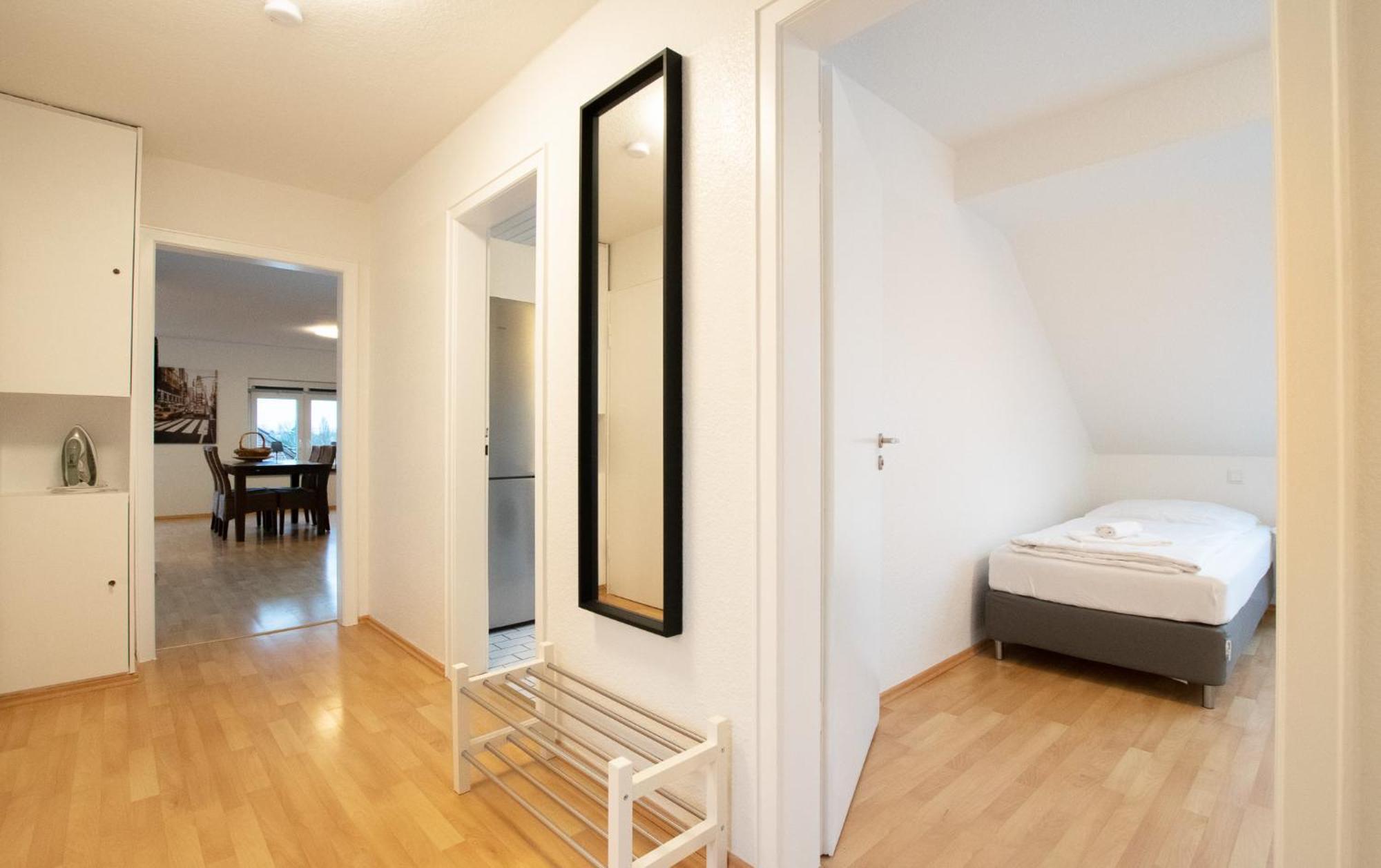 Raj Living - 1 , 3 And 4 Room Apartments - 20 Min Messe Dus & Airport Dus 메어부쉬 외부 사진
